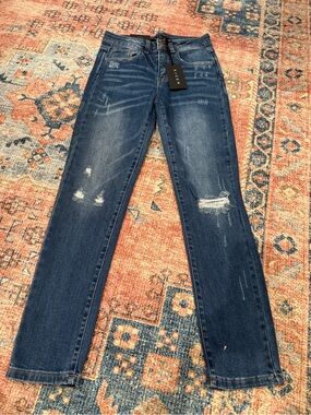 iris Distressed Straight-Leg Jeans in Dark Blue